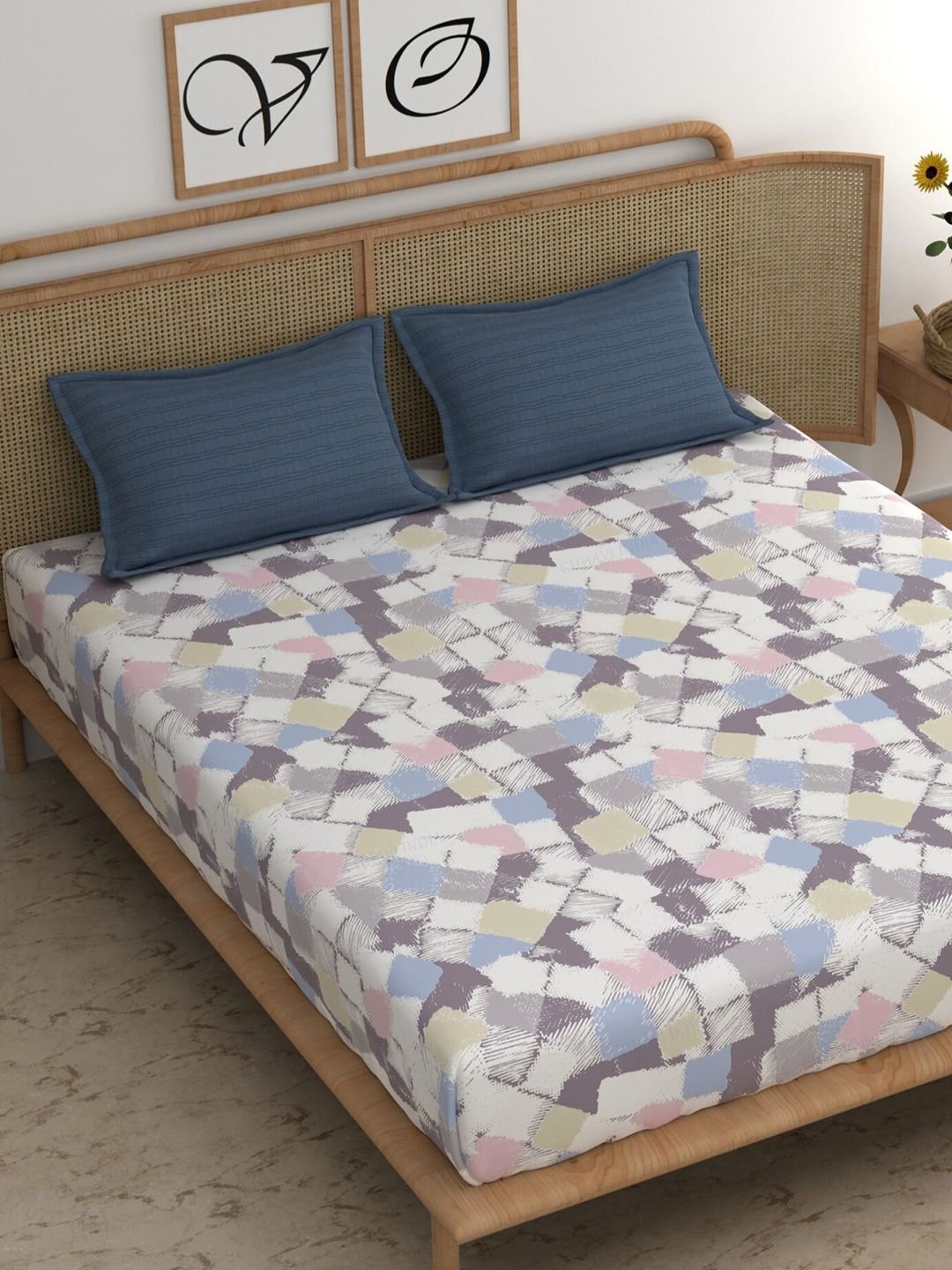 King Size  fitted Bedsheet ( Blue Contrast-king fitted bedsheet ) 